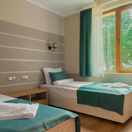 Vemara Boutique Hotel-free Parking Отель Варна