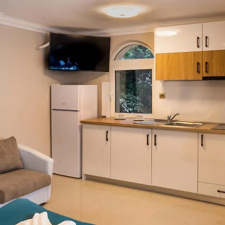 Vemara Boutique Hotel-free Parking 3*