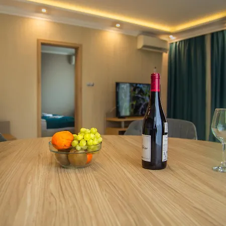 Отель Vemara Boutique Hotel-free Parking