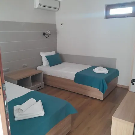 Отель Vemara Boutique Hotel-free Parking