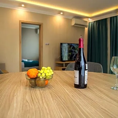 Vemara Boutique Hotel-free Parking 3* Warna