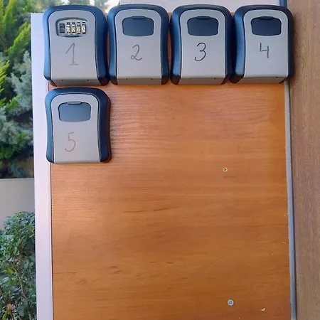 מלון Vemara Boutique Hotel-free Parking וארנה